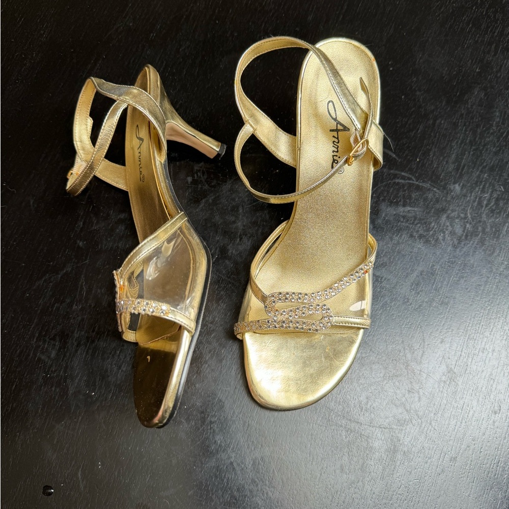 vintage kitten heels